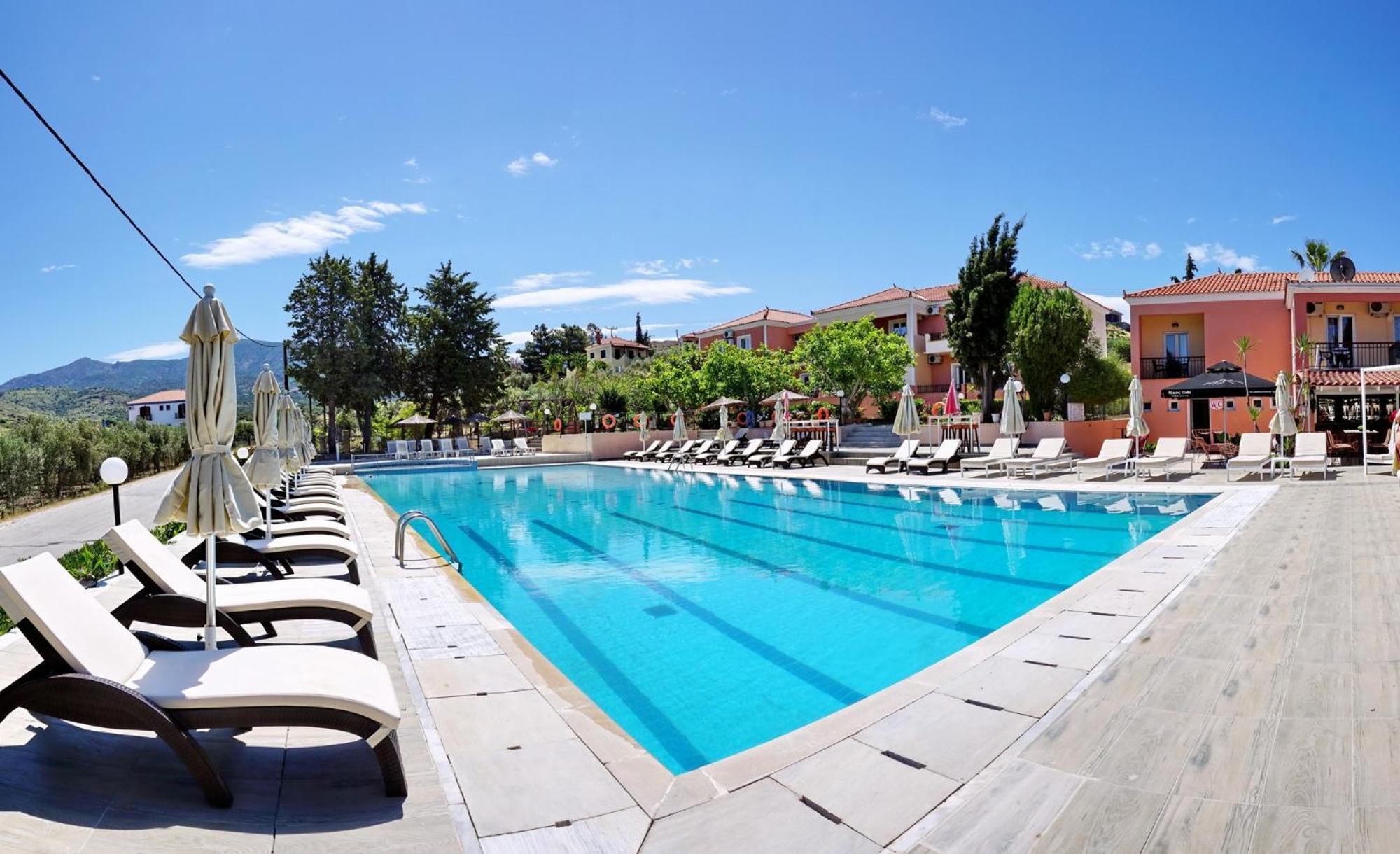 Hotel Marilena Митимна Екстериор снимка